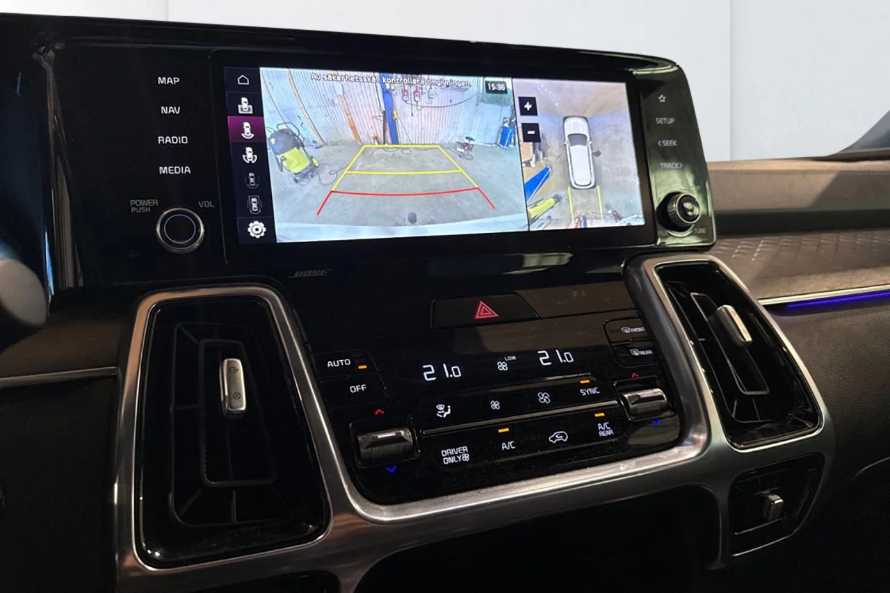 Kia Sorento Plug-in Advance Plus 7-sits Drag Navi 360° Värmare MOMS 265hk – bild 13 av 16