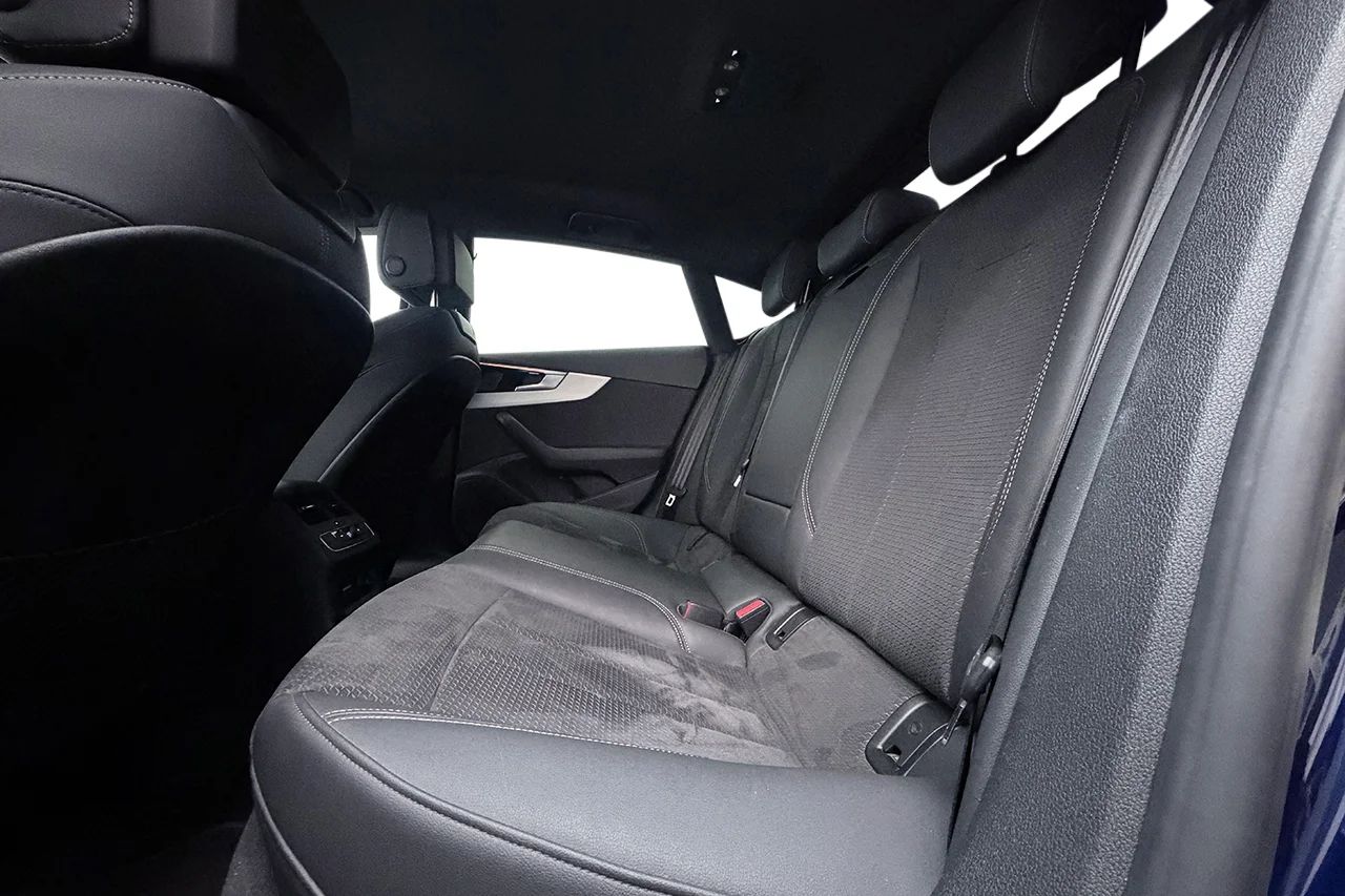 Audi A5 SB 45 TFSI Q S Line Drag Värmare 360° Cockpit MOMS 265hk – bild 14 av 39