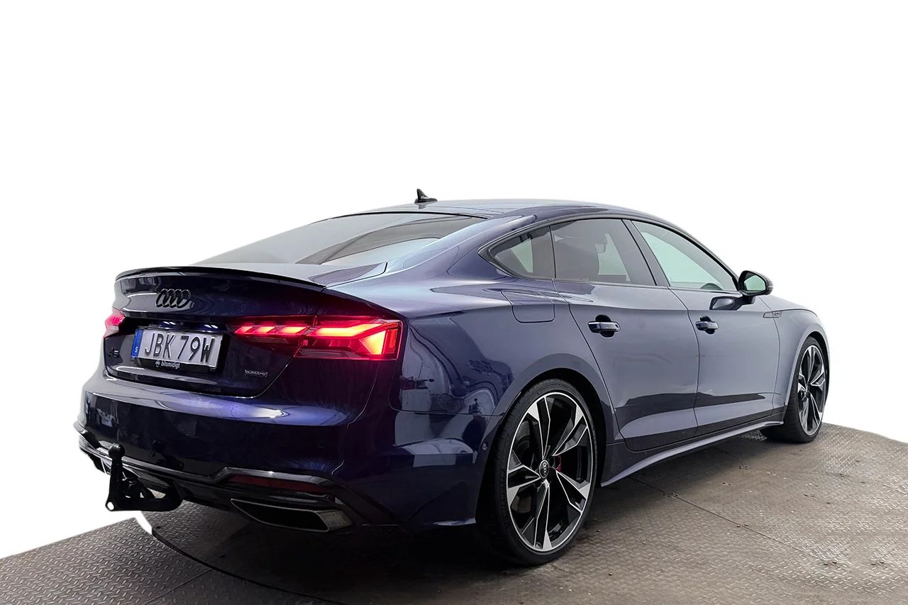 Audi A5 SB 45 TFSI Q S Line Drag Värmare 360° Cockpit MOMS 265hk – bild 5 av 39