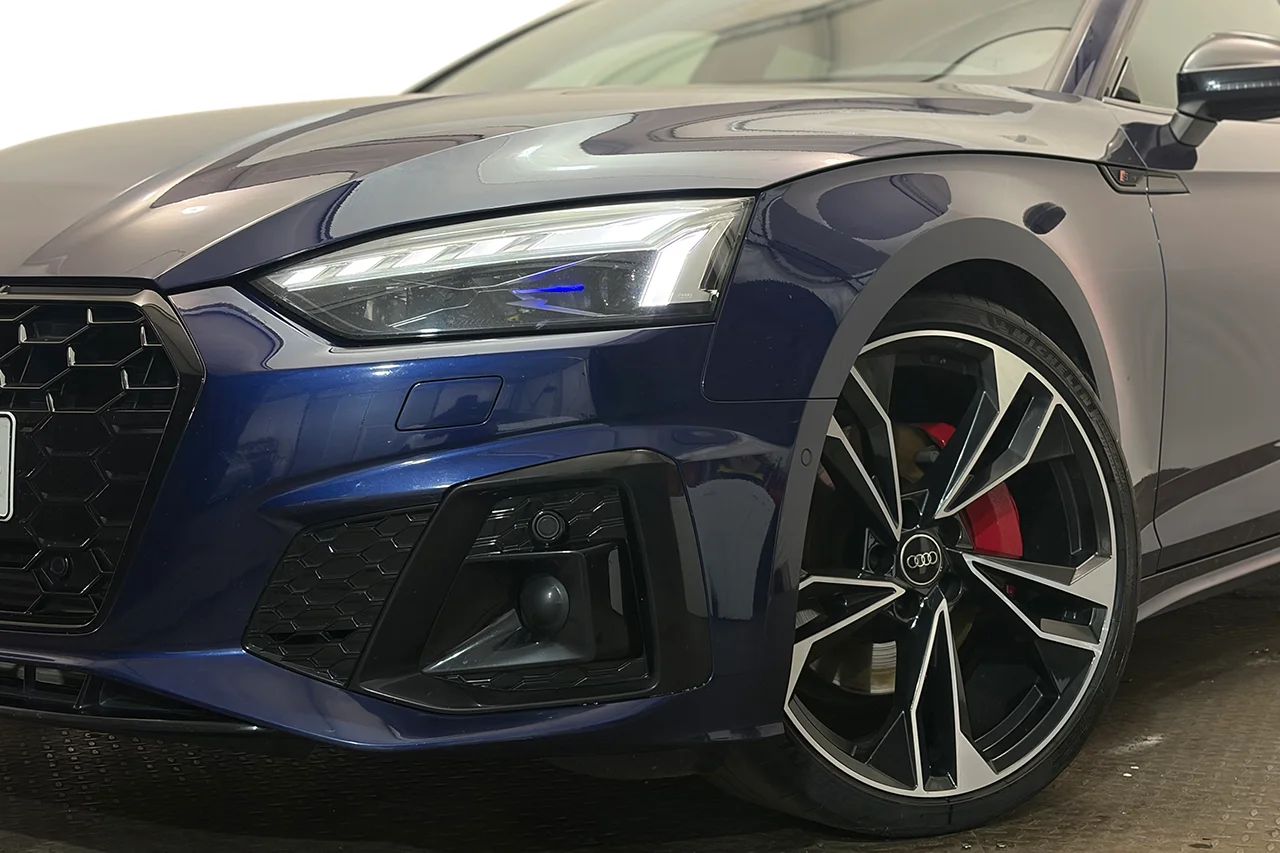 Audi A5 SB 45 TFSI Q S Line Drag Värmare 360° Cockpit MOMS 265hk – bild 11 av 39