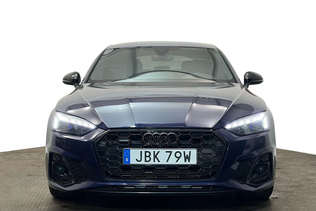 Audi A5 SB 45 TFSI Q S Line Drag Värmare 360° Cockpit MOMS 265hk – bild 2 av 39
