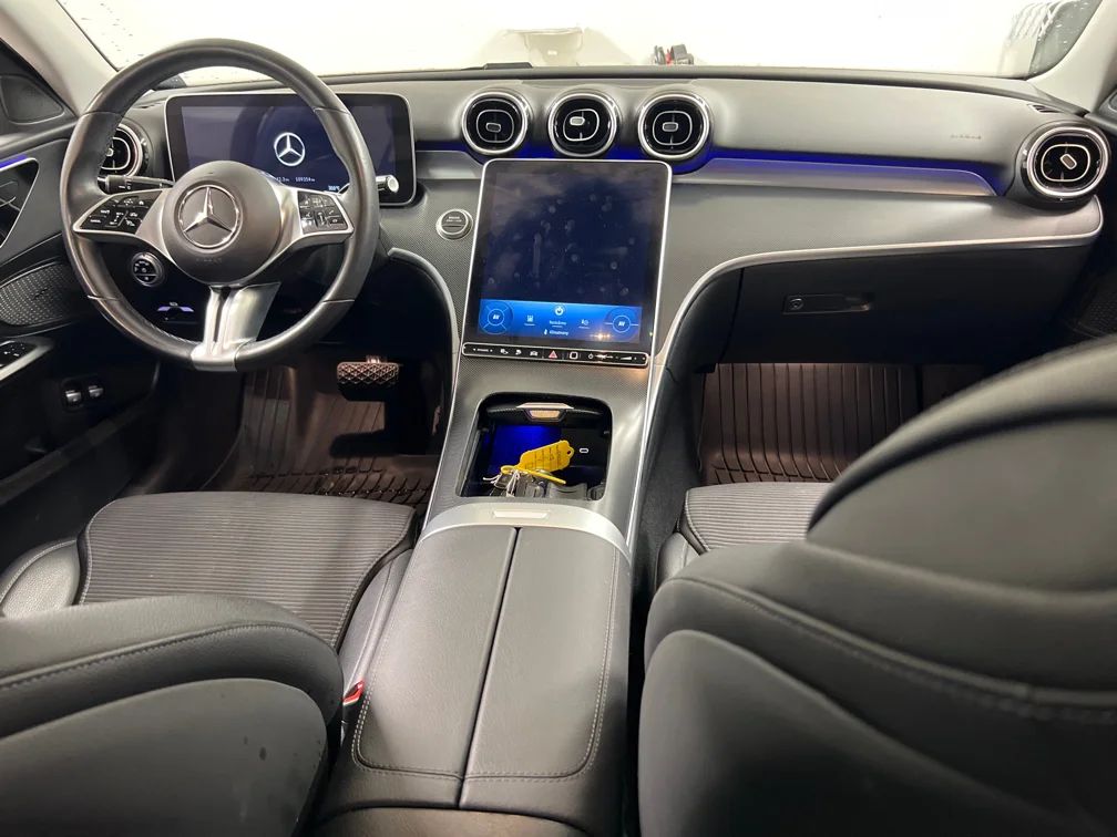 Mercedes-Benz C 300 e Avantgarde Vinter Drag Navi Kamera Burmester 313hk – bild 9 av 10