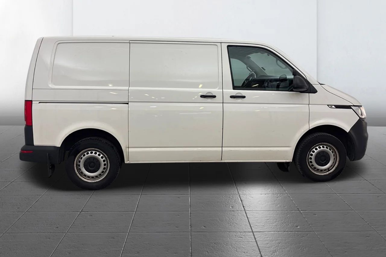 Volkswagen Transporter T30 2.0 TDI Aut Drag Komfort 3-sits Värmare MOMS 150hk – bild 4 av 9