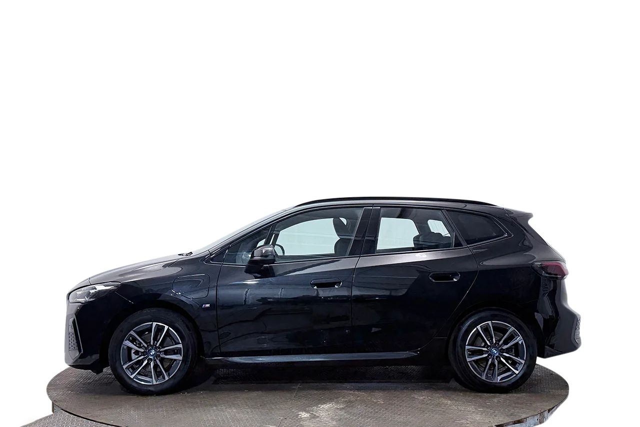 BMW 225e xDrive Active Tourer M Sport Shadow PremiumPro Drag Cockpit MOMS – bild 9 av 37