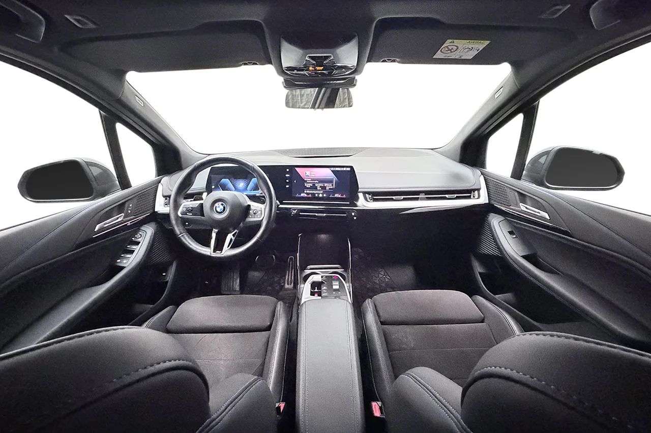 BMW 225e xDrive Active Tourer M Sport Shadow PremiumPro Drag Cockpit MOMS – bild 15 av 37