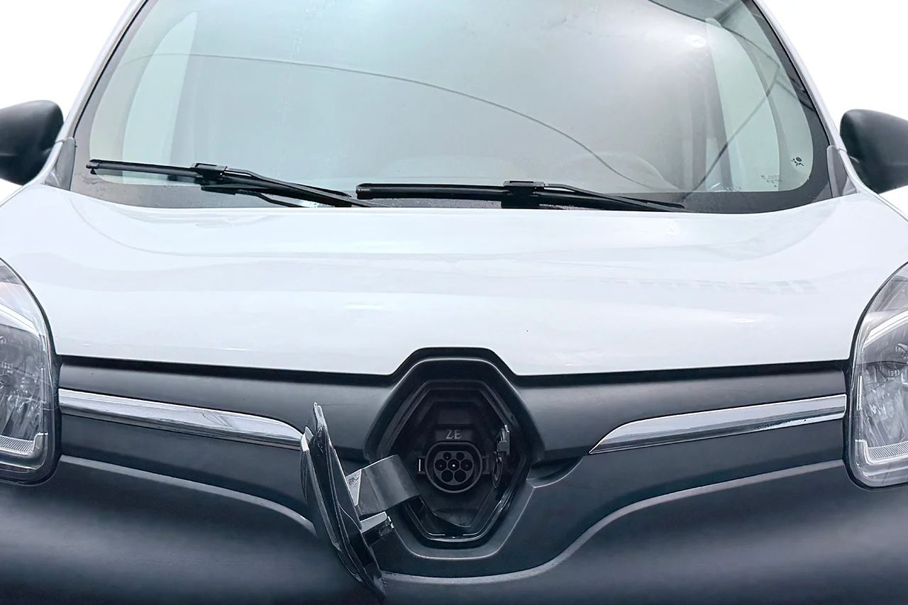 Renault Kangoo ZE Maxi 33 kWh Köpt batteri Värmare P-Sens MOMS – bild 3 av 23