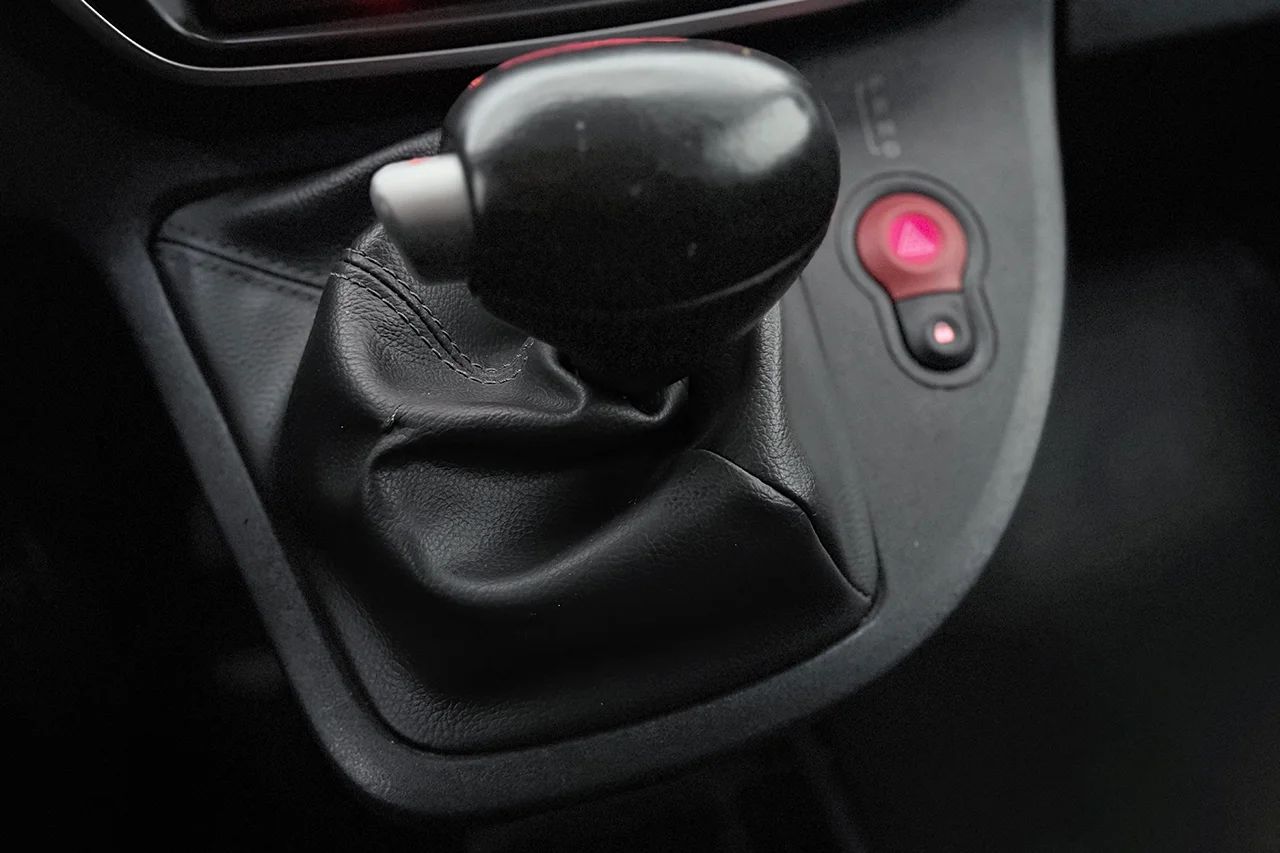 Renault Kangoo ZE Maxi 33 kWh Köpt batteri Värmare P-Sens MOMS – bild 22 av 23