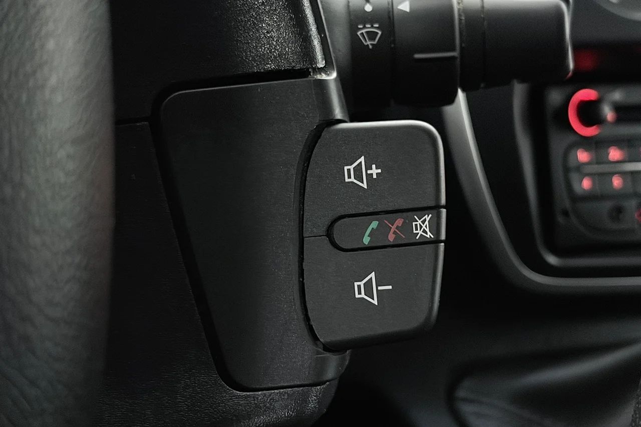 Renault Kangoo ZE Maxi 33 kWh Köpt batteri Värmare P-Sens MOMS – bild 18 av 23