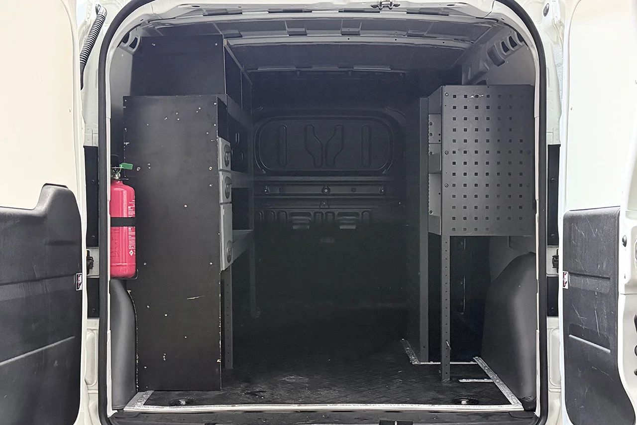 Fiat Doblo Maxi 0.9t 1.4 T-JET CNG 3sits Drag Inredd Kamera Takräcke – bild 12 av 22