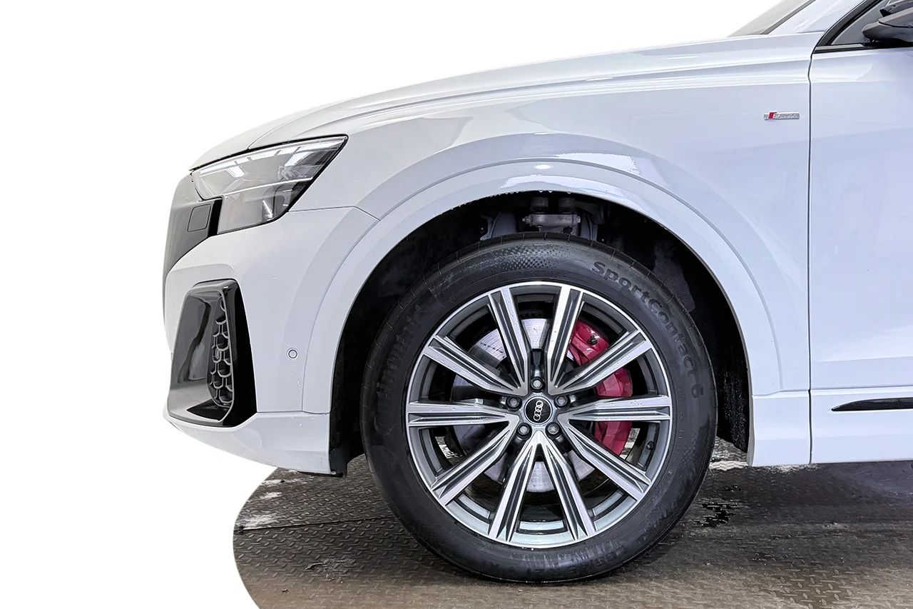 Audi Q8 60 TFSI e Q S Line BlackApp+ Drag 360° Valcona MOMS 490hk – bild 10 av 37