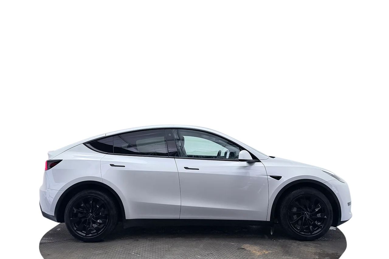 Tesla Model Y Long Range AWD Drag Läder MOMS 514hk – bild 4 av 36