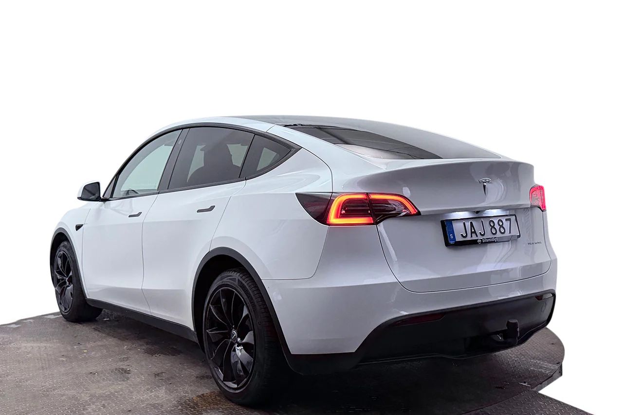 Tesla Model Y Long Range AWD Drag Läder MOMS 514hk – bild 8 av 36