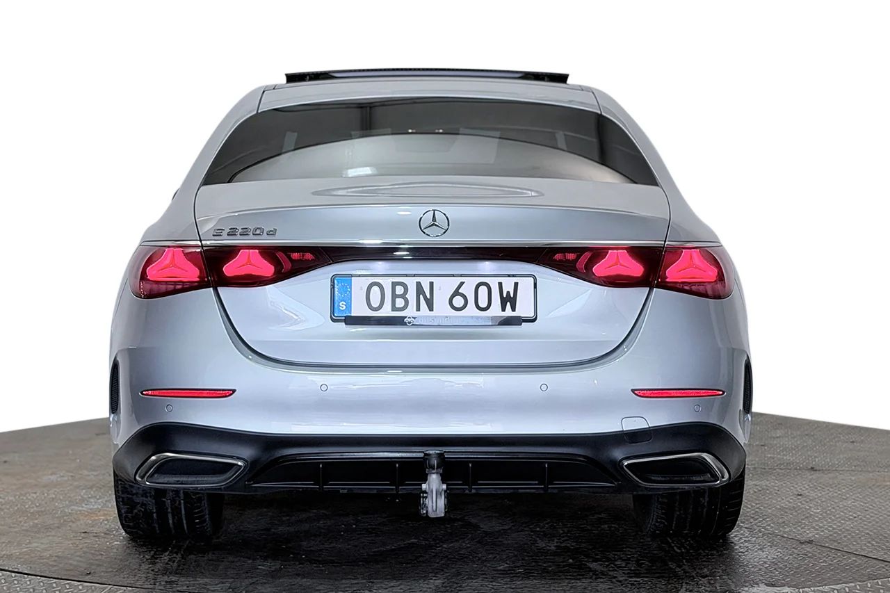 Mercedes-Benz E 220 d AMG Line Premium Night Pano 360° Burmester4D 197hk – bild 7 av 36