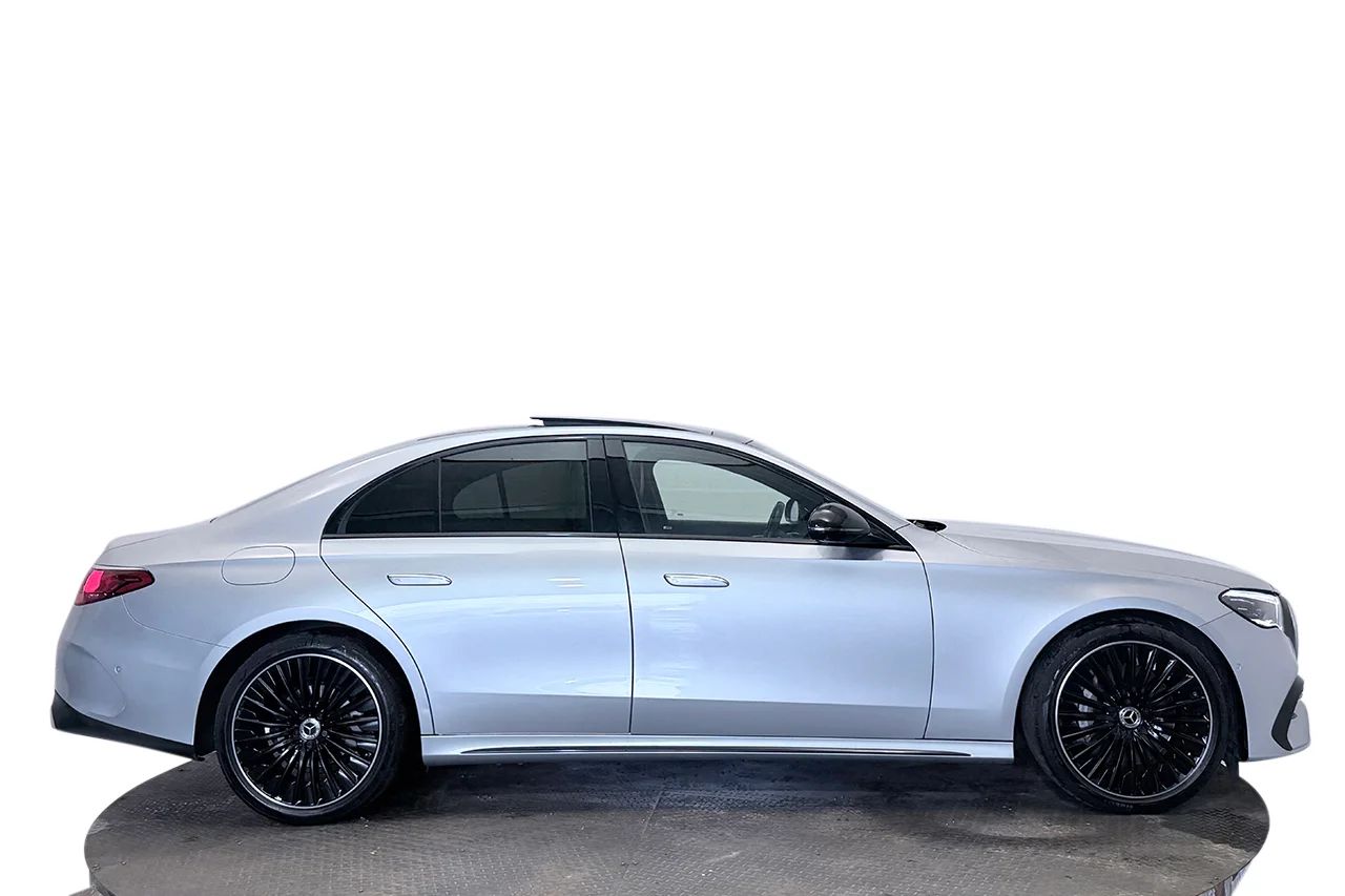 Mercedes-Benz E 220 d AMG Line Premium Night Pano 360° Burmester4D 197hk – bild 5 av 36