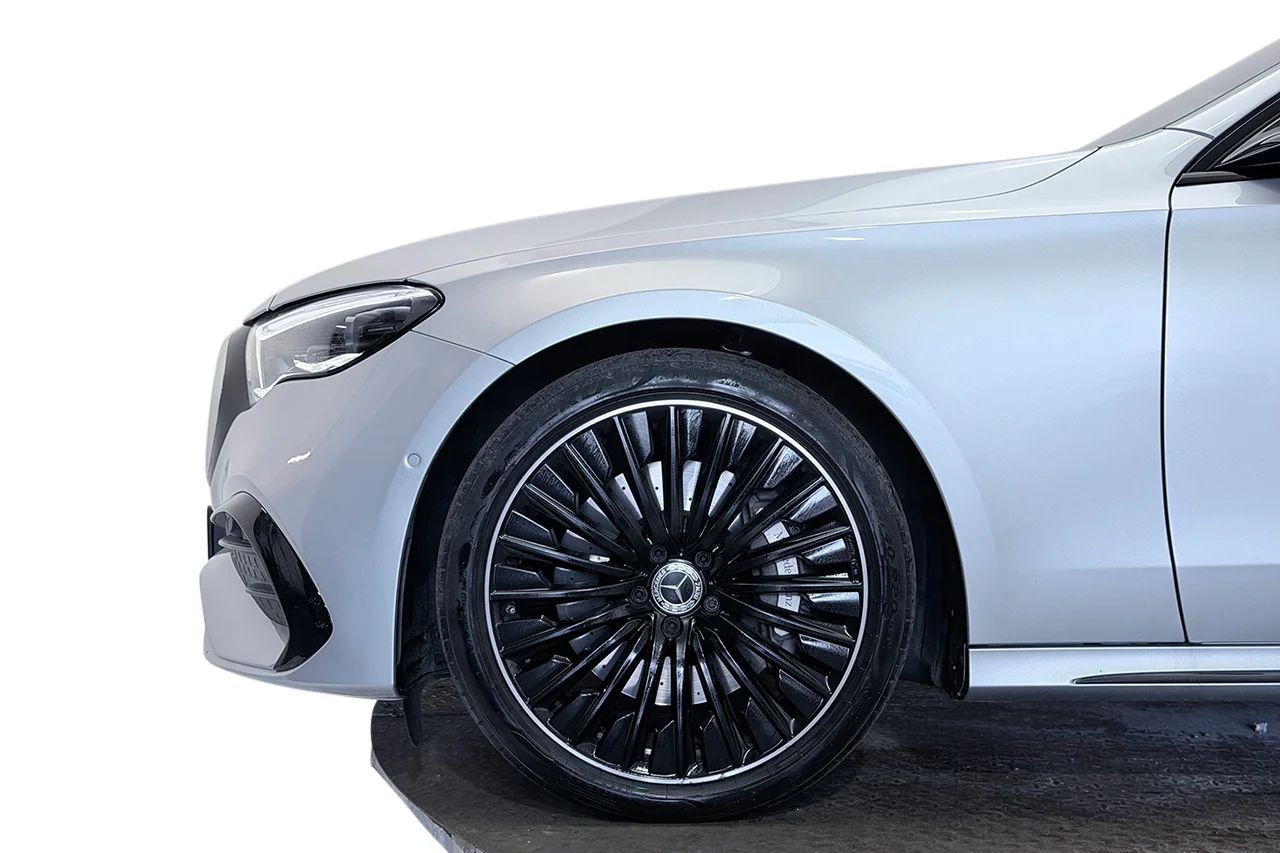Mercedes-Benz E 220 d AMG Line Premium Night Pano 360° Burmester4D 197hk – bild 11 av 36