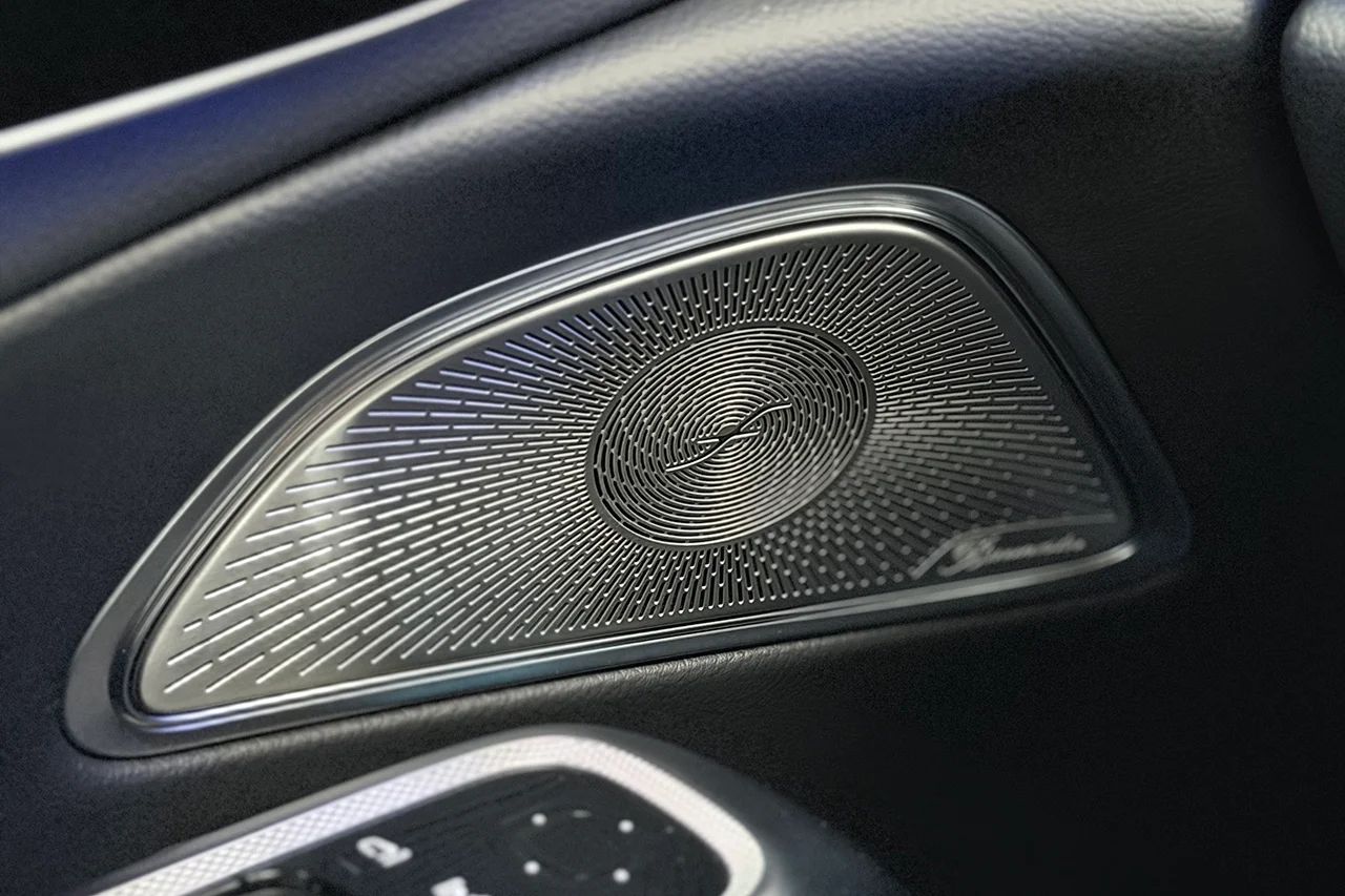Mercedes-Benz E 220 d AMG Line Premium Night Pano 360° Burmester4D 197hk – bild 31 av 36