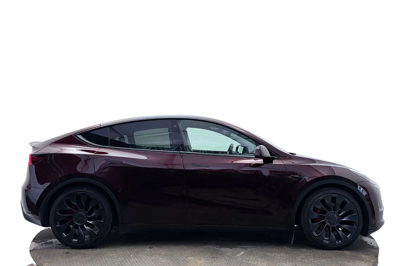 Tesla Model Y Performance Drag V-Pump Premiumljud MOMS 534hk – bild 4 av 35