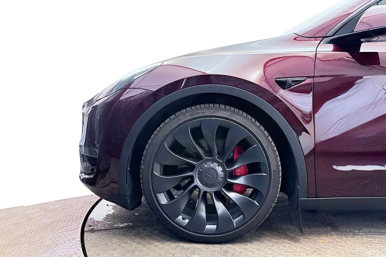 Tesla Model Y Performance Drag V-Pump Premiumljud MOMS 534hk – bild 9 av 35