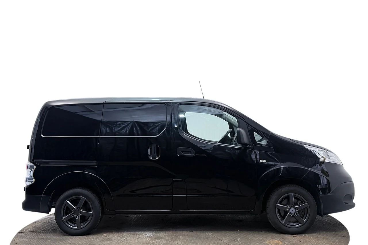 Nissan e-NV200 24 kWh Inredd 2xSidodörr Navi MOMS 109hk – bild 4 av 26