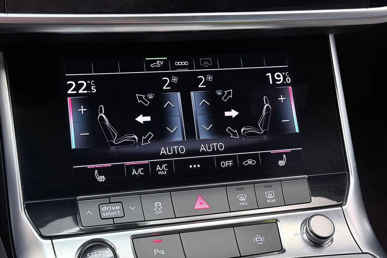 Audi A6 Sedan 55 TFSI e quattro S-line Matrix Drag S Tronic, 367hk, 2021 – bild 22 av 32