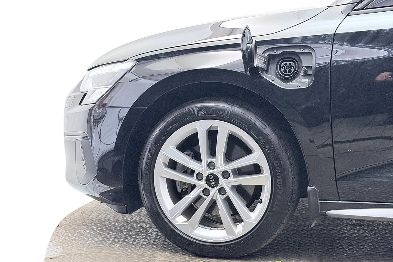 Audi A3 SB 40 TFSI e Aut Komfort Navi Kamera MOMS 204hk – bild 10 av 30