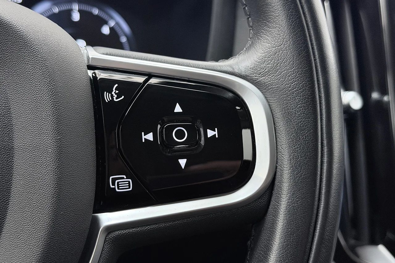 Volvo V60 D3 Geartronic Momentum Drag Navi 150hk, 2020 – bild 22 av 34