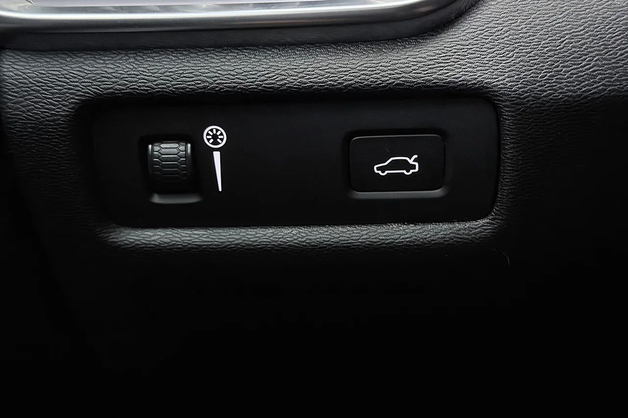 Volvo V60 D3 Geartronic Momentum Drag Navi 150hk, 2020 – bild 20 av 34