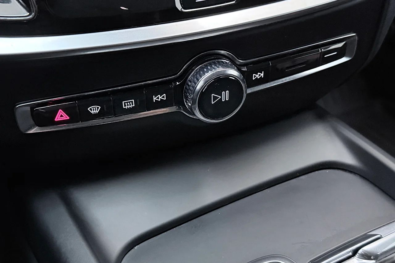 Volvo V60 D3 Geartronic Momentum Drag Navi 150hk, 2020 – bild 31 av 34