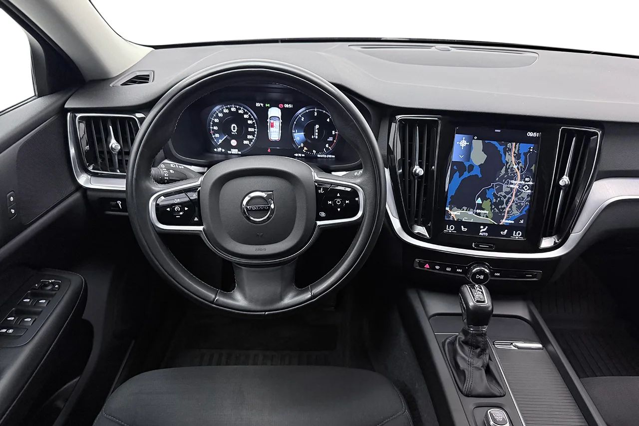 Volvo V60 D3 Geartronic Momentum Drag Navi 150hk, 2020 – bild 18 av 34