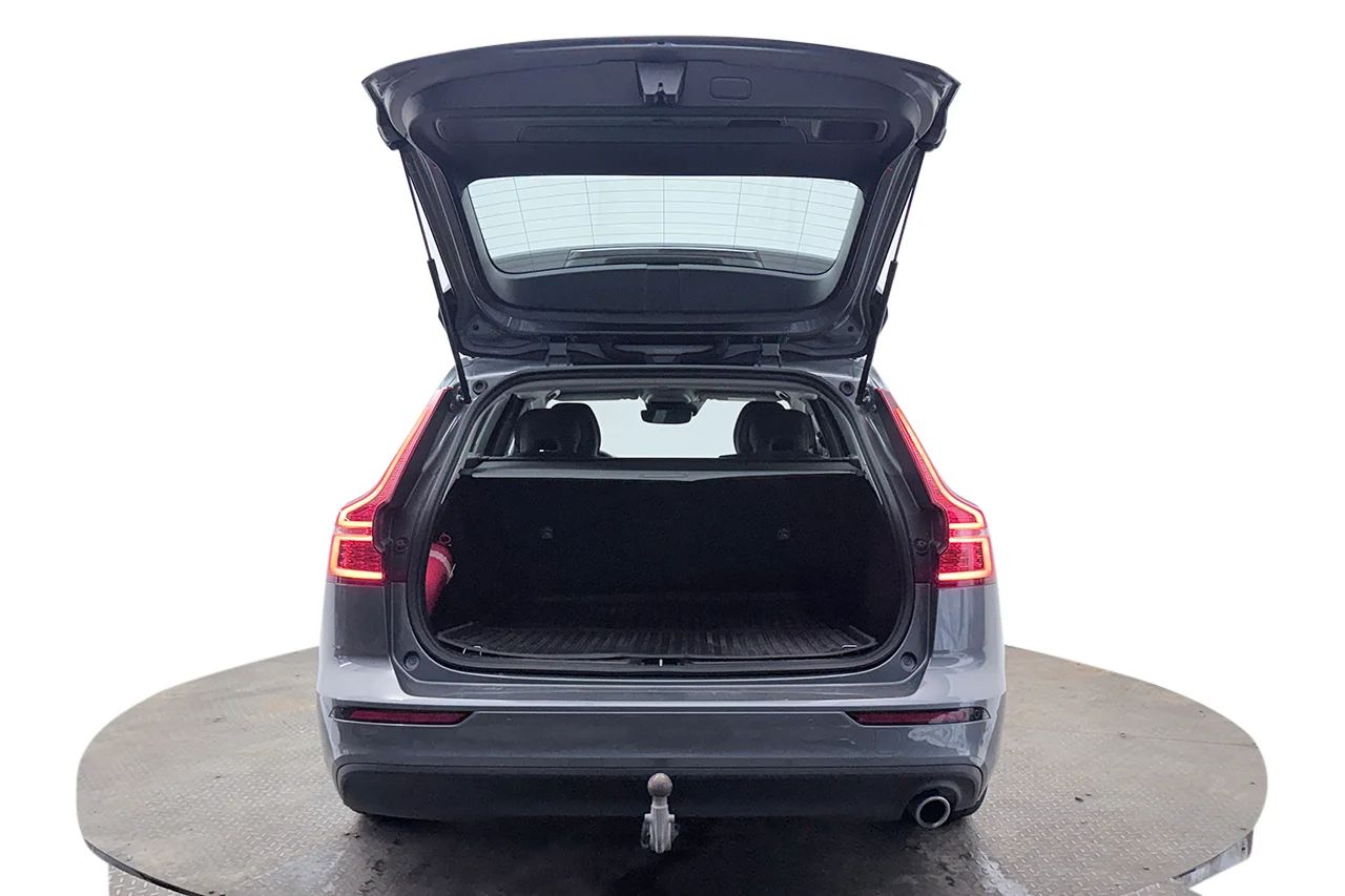 Volvo V60 D3 Geartronic Momentum Drag Navi 150hk, 2020 – bild 7 av 34