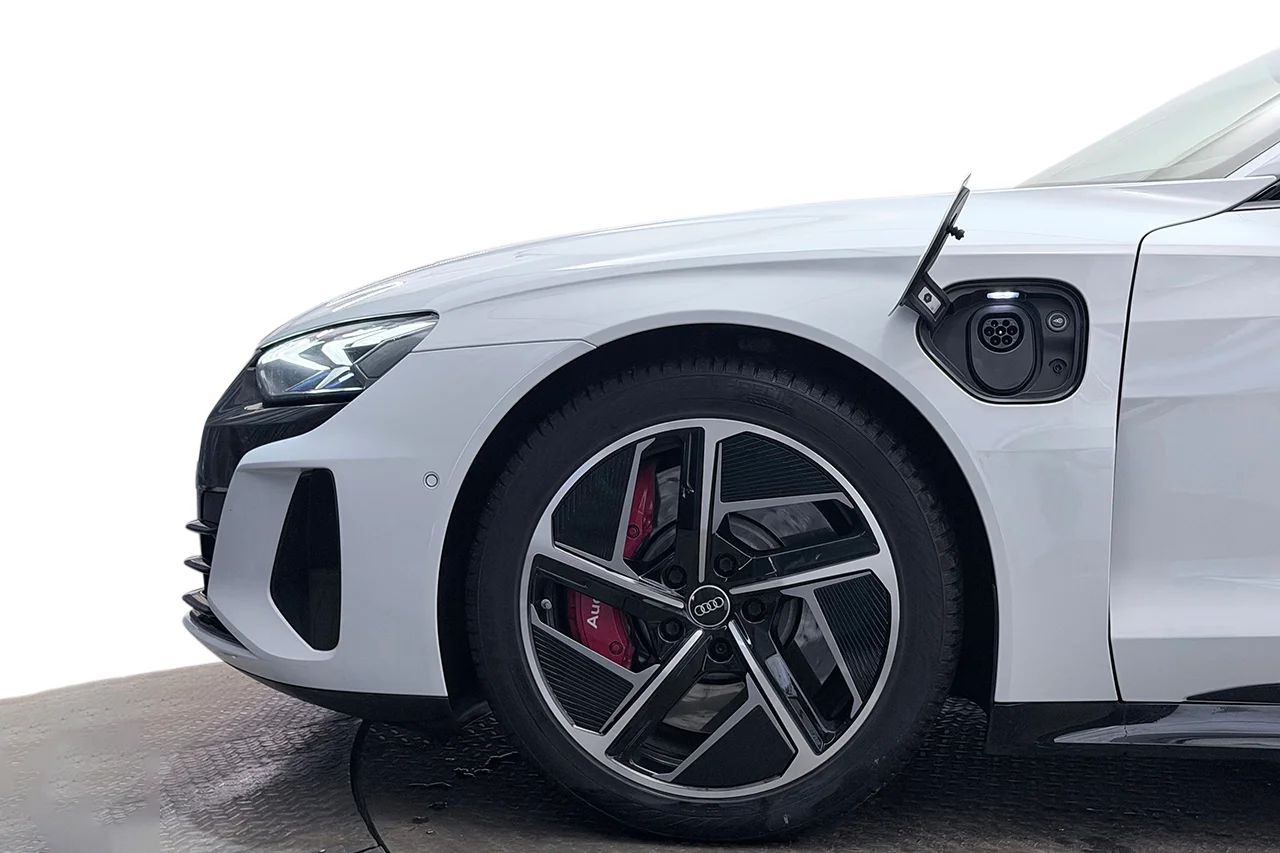 Audi RS e-tron GT RS Panorama 360 Navi 598hk, 2022 – bild 10 av 37