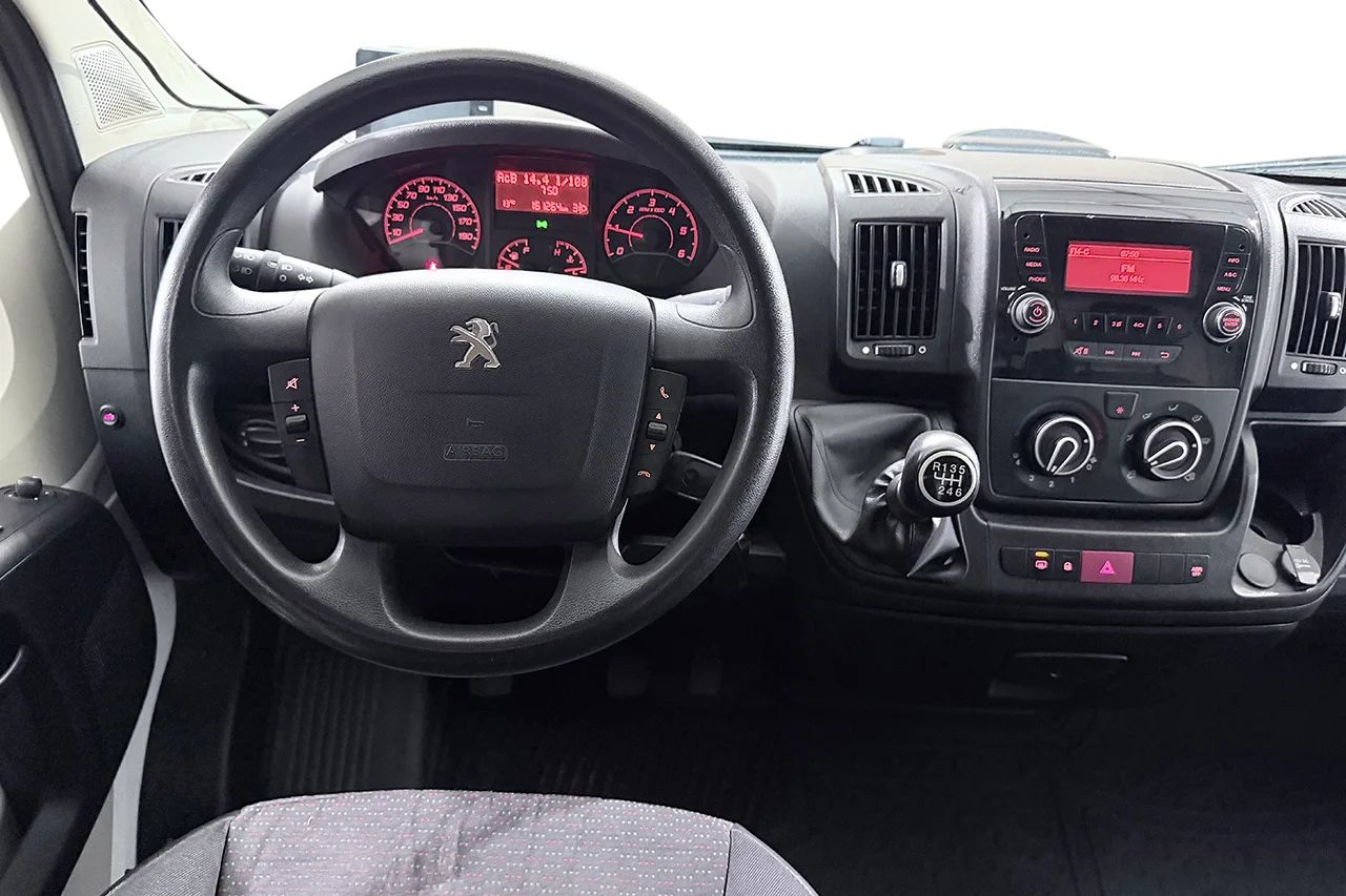 Peugeot Boxer Chassi 335 2.0 Flyttbil Drag 3-sits Kamera MOMS 163hk – bild 12 av 23