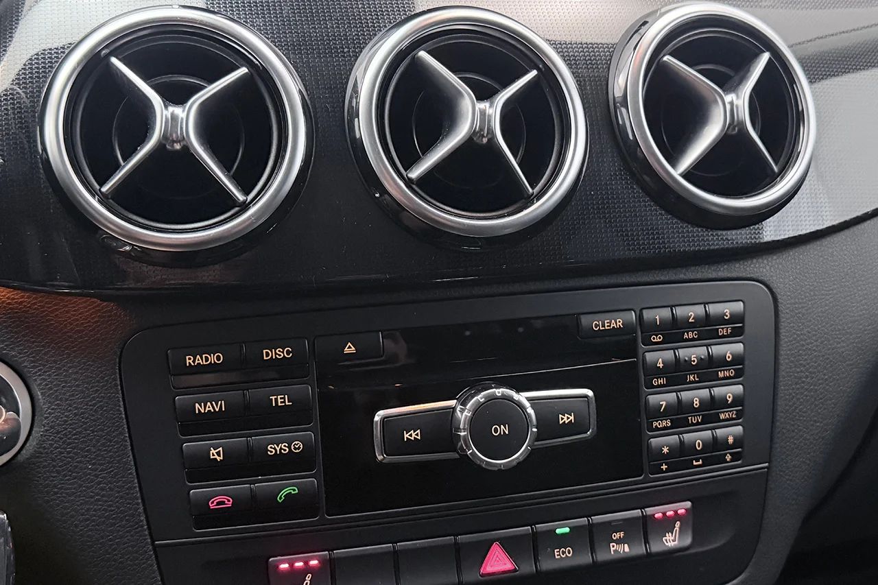 Mercedes-Benz B180 BlueEFFICIENCY Manuell, 122hk, 2013 – bild 25 av 29