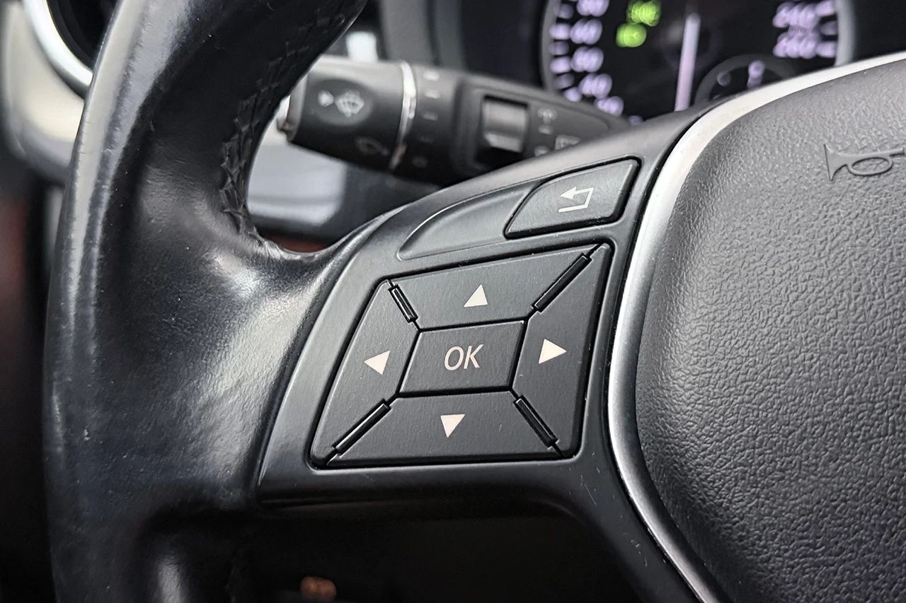 Mercedes-Benz B180 BlueEFFICIENCY Manuell, 122hk, 2013 – bild 19 av 29