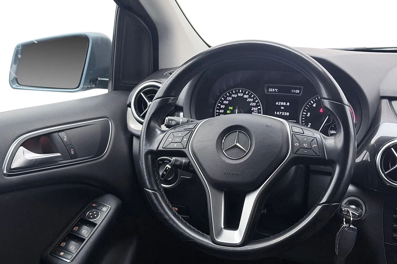 Mercedes-Benz B180 BlueEFFICIENCY Manuell, 122hk, 2013 – bild 14 av 29