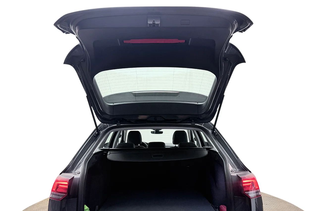 Volkswagen Golf Sportscombi 1.5 TGI DSG Sekventiell, 131hk, 2024 – bild 32 av 32