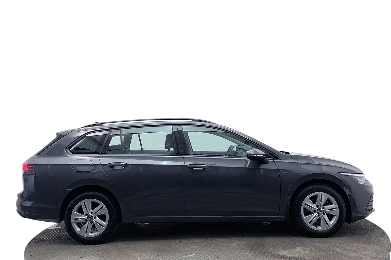 Volkswagen Golf Sportscombi 1.5 TGI DSG Sekventiell, 131hk, 2024 – bild 4 av 32