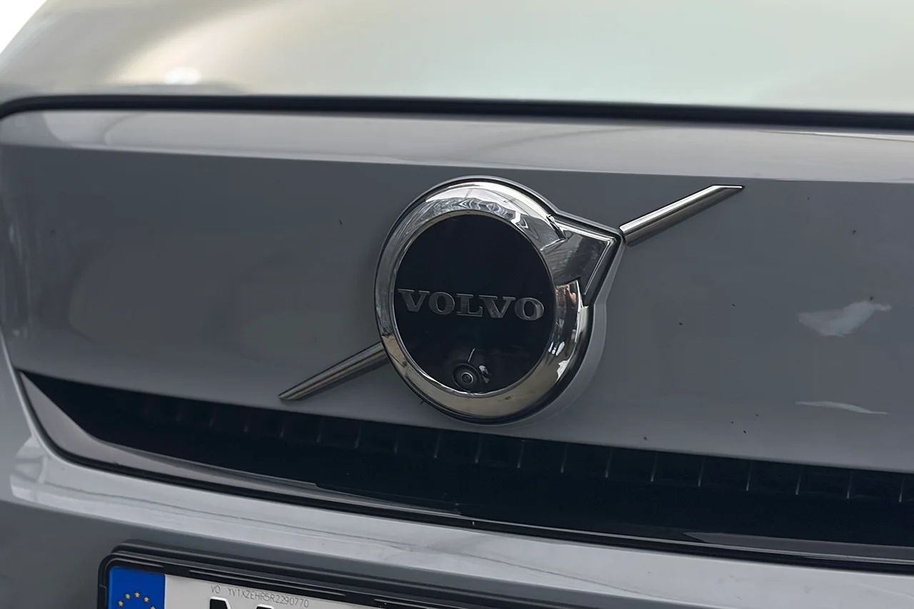 Volvo XC40 Recharge Extended Range, Drag, Pano, 360, 252hk, 2024 – bild 3 av 37