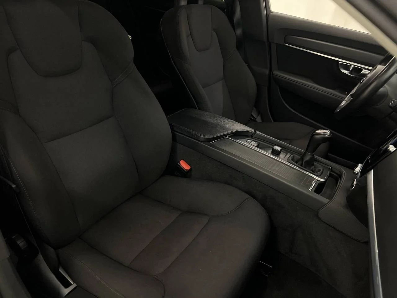 Volvo V90 D3 Manuell, Drag, 150hk, 2018 – bild 13 av 24