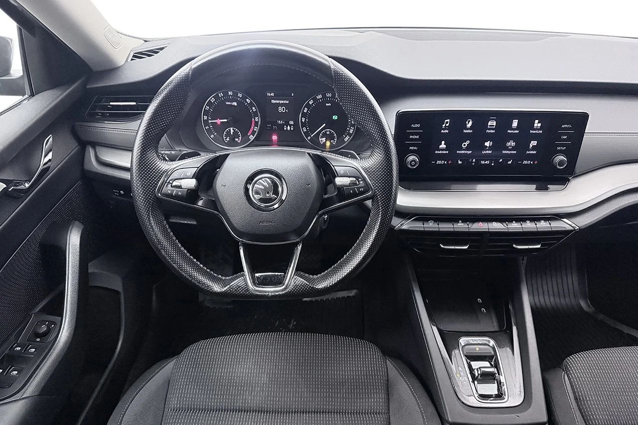 Skoda Octavia Kombi 2.0 TDI SCR 4x4 Aut Ambition Komfortpkt P-Sens Värmare – bild 16 av 31