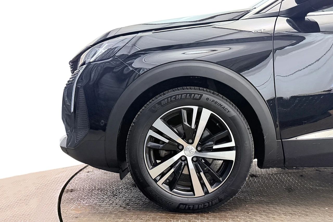 Peugeot 3008 1.2 PureTech GT Navi Kamera Cockpit Delläder MOMS – bild 10 av 27