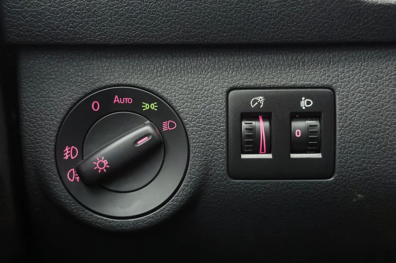 Volkswagen Caddy Maxi ABT 37.3 kWh 5-sits Värmare PDC AppConnect MOMS – bild 23 av 25