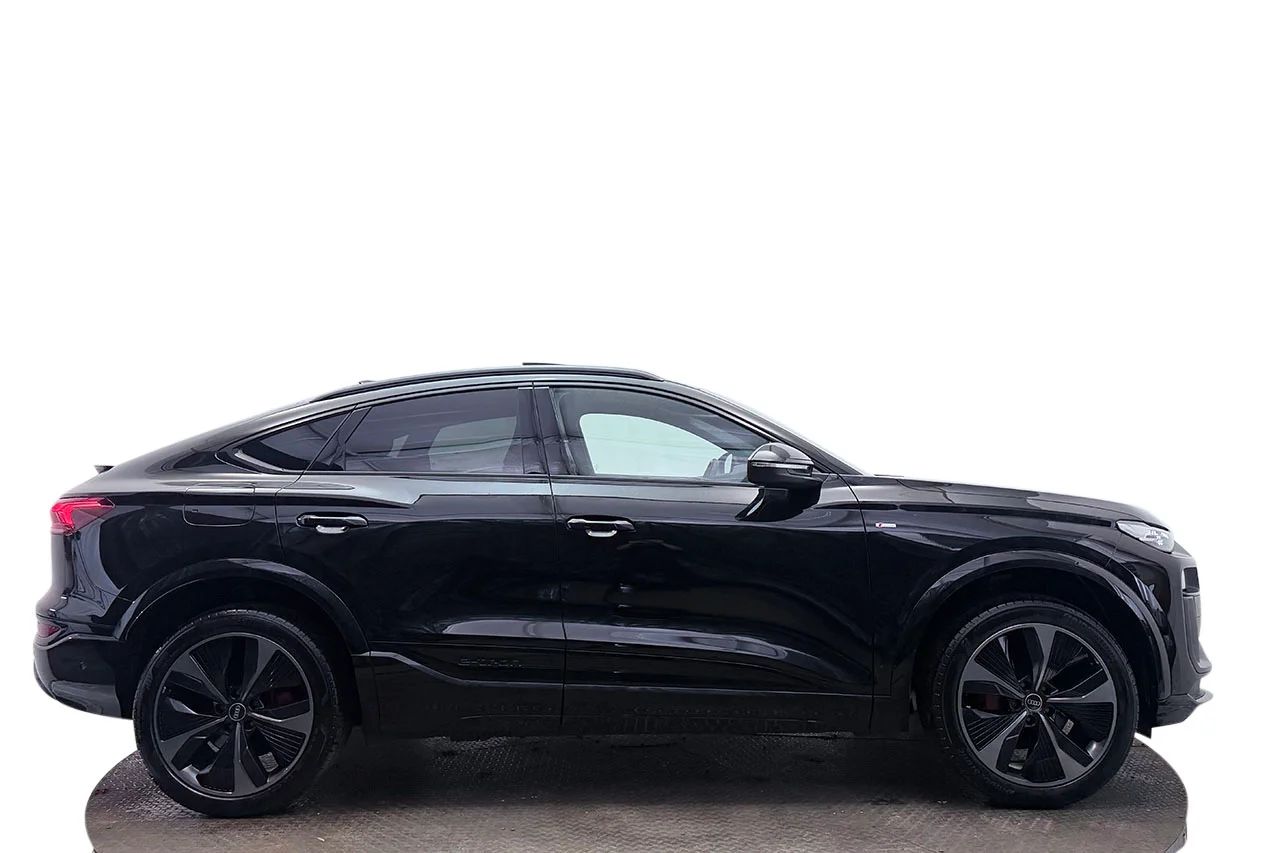 Audi Q6 e-tron SB e-tron Q S Line Sport Edt Ambiente Plus Drag HUD 360° B&O Pano – bild 4 av 36