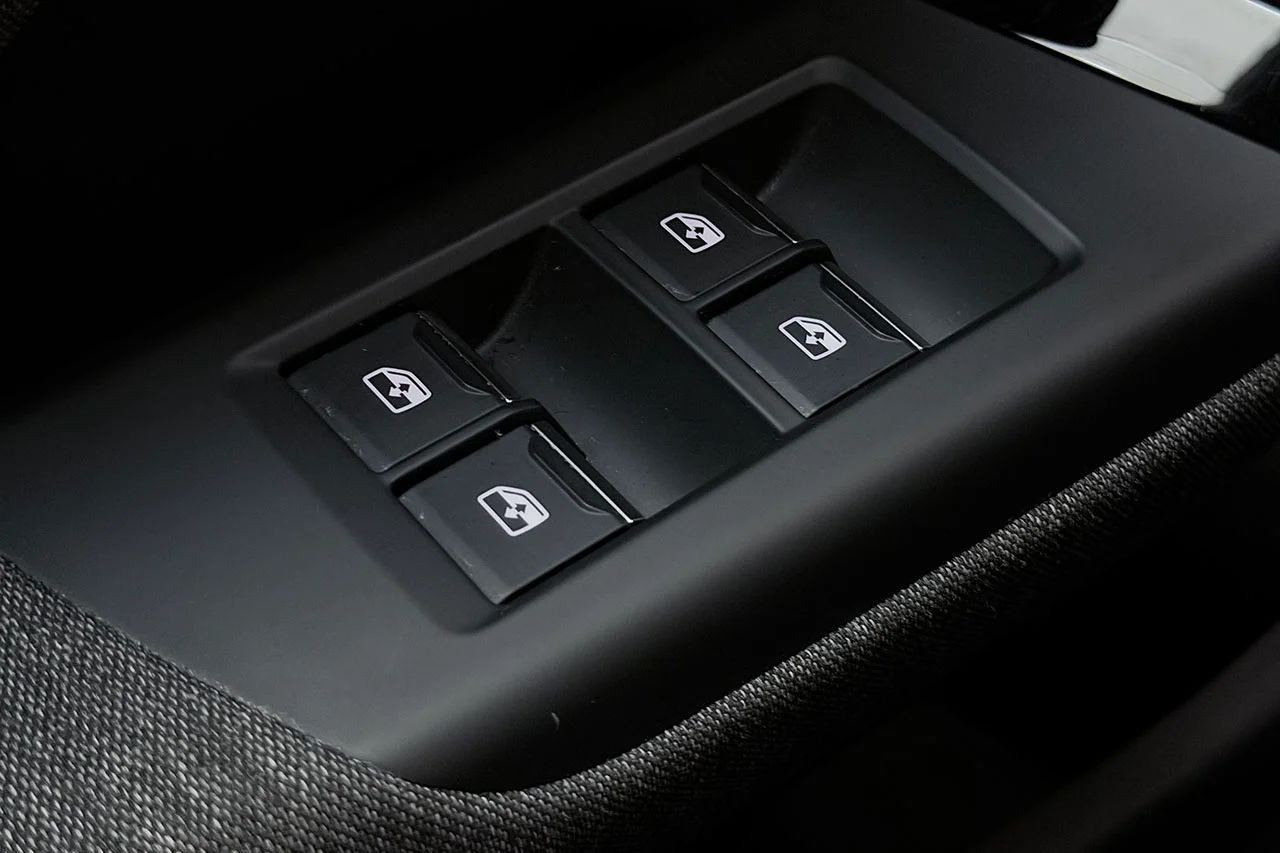 Audi Q6 e-tron SB e-tron Q S Line Sport Edt Ambiente Plus Drag HUD 360° B&O Pano – bild 33 av 36