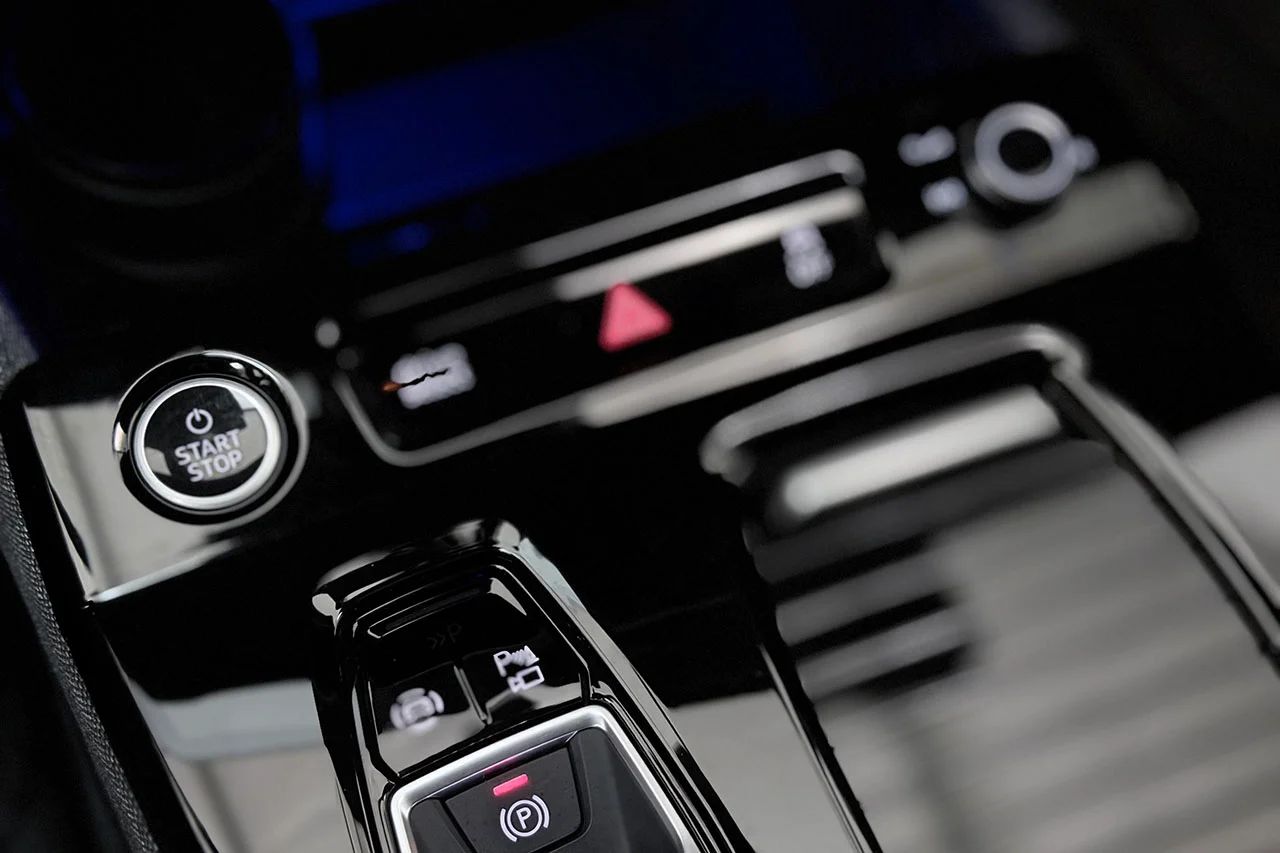 Audi Q6 e-tron SB e-tron Q S Line Sport Edt Ambiente Plus Drag HUD 360° B&O Pano – bild 28 av 36