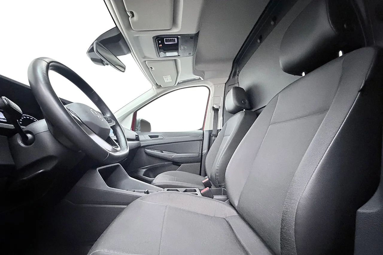 Volkswagen Caddy Maxi Cargo Maxi 1.5 TSI Aut Inredd Kamera Värmare LED-ramp MOMS – bild 13 av 29