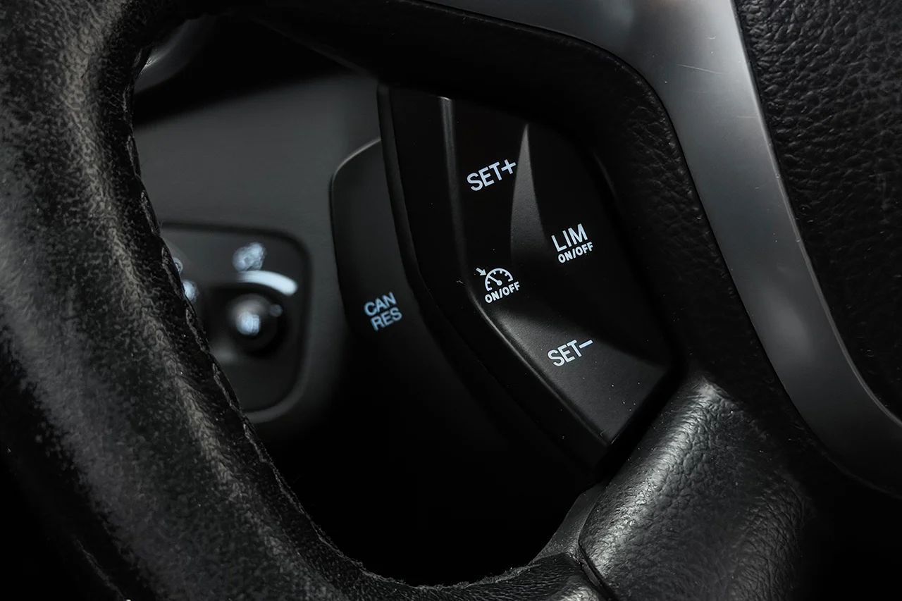 Ford Kuga 2.0 TDCi Titanium Drag Keyless P-Sens LED-ramp 140hk – bild 19 av 27