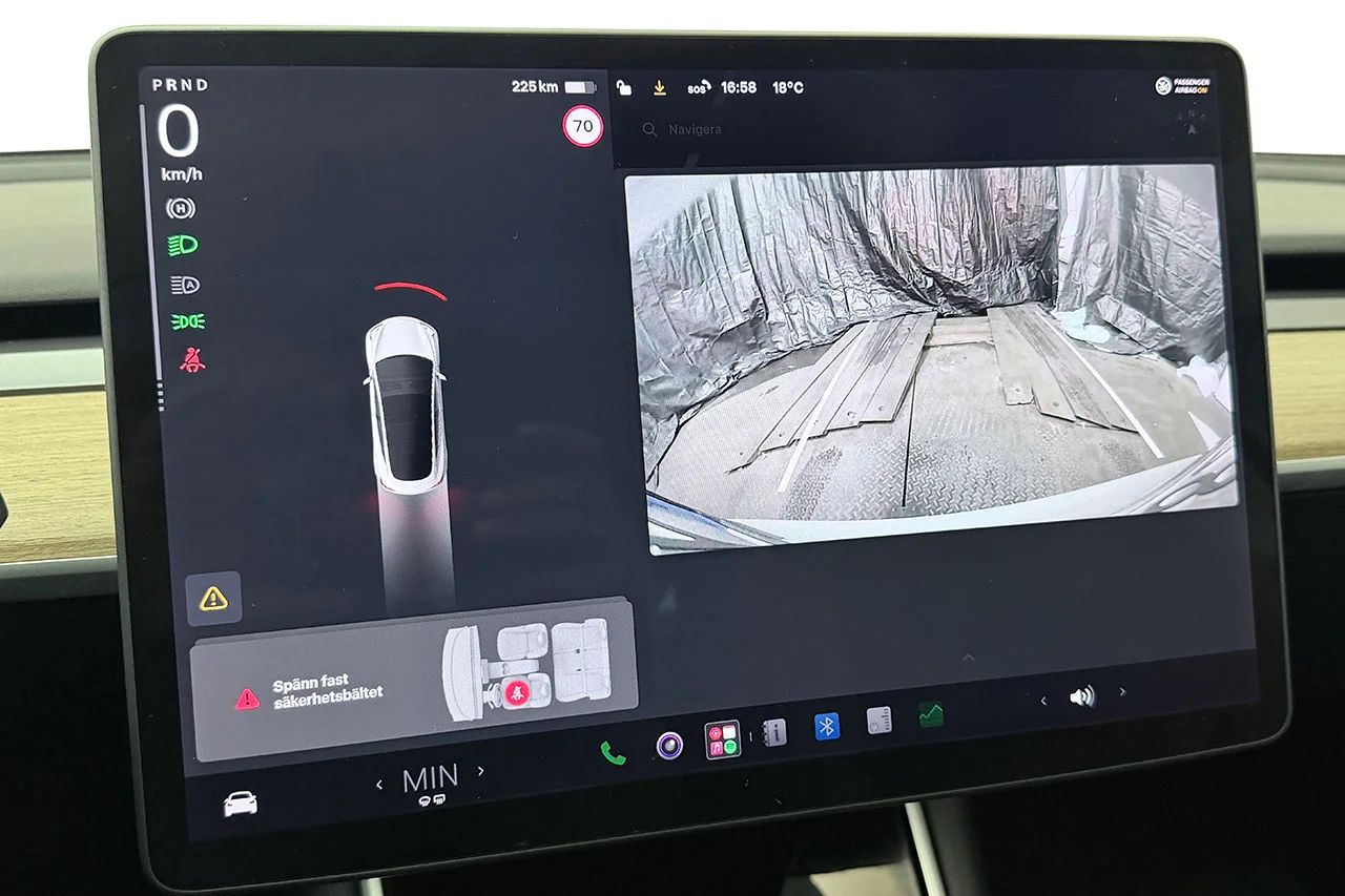 Tesla Model 3 Standard Range Plus Pano Läder AI-Dator MOMS 283hk – bild 20 av 30