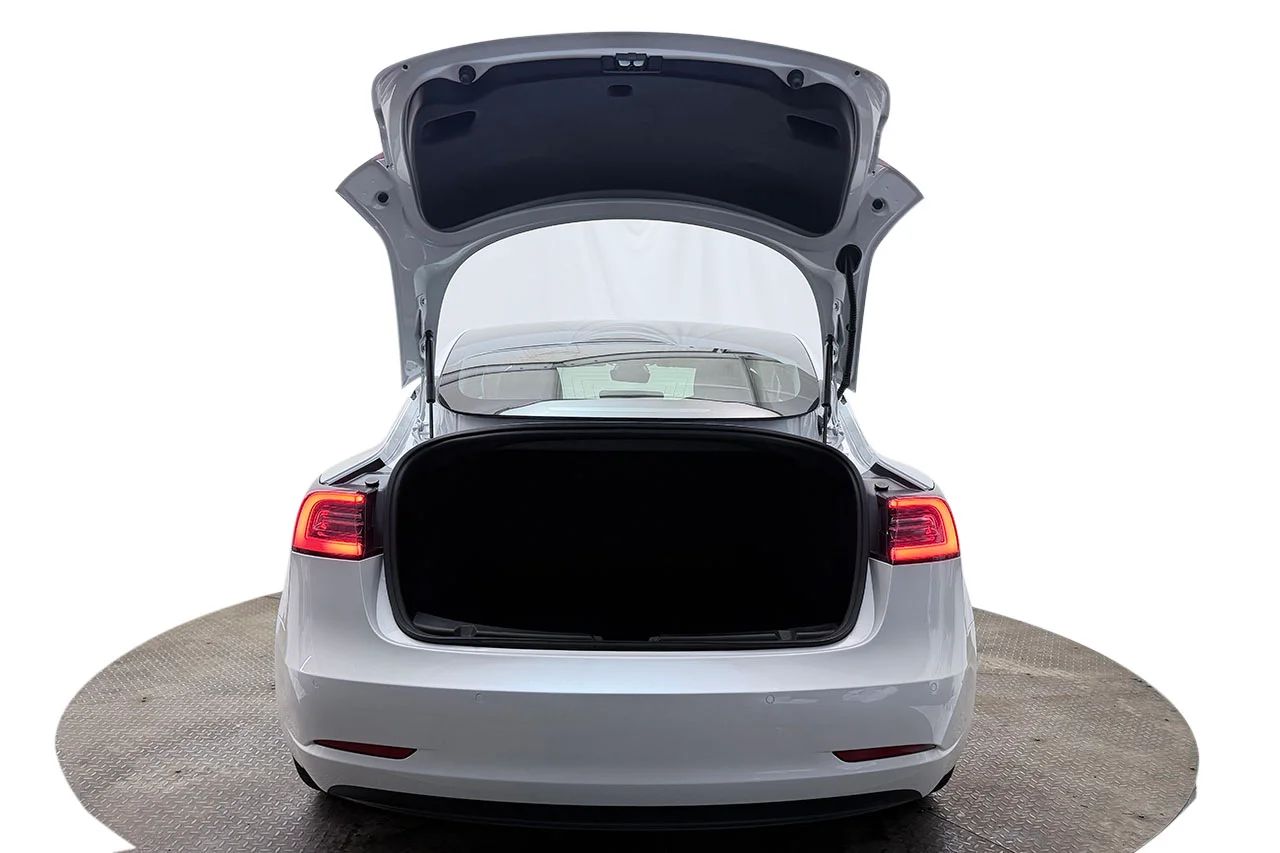 Tesla Model 3 Standard Range Plus Pano Läder AI-Dator MOMS 283hk – bild 6 av 30