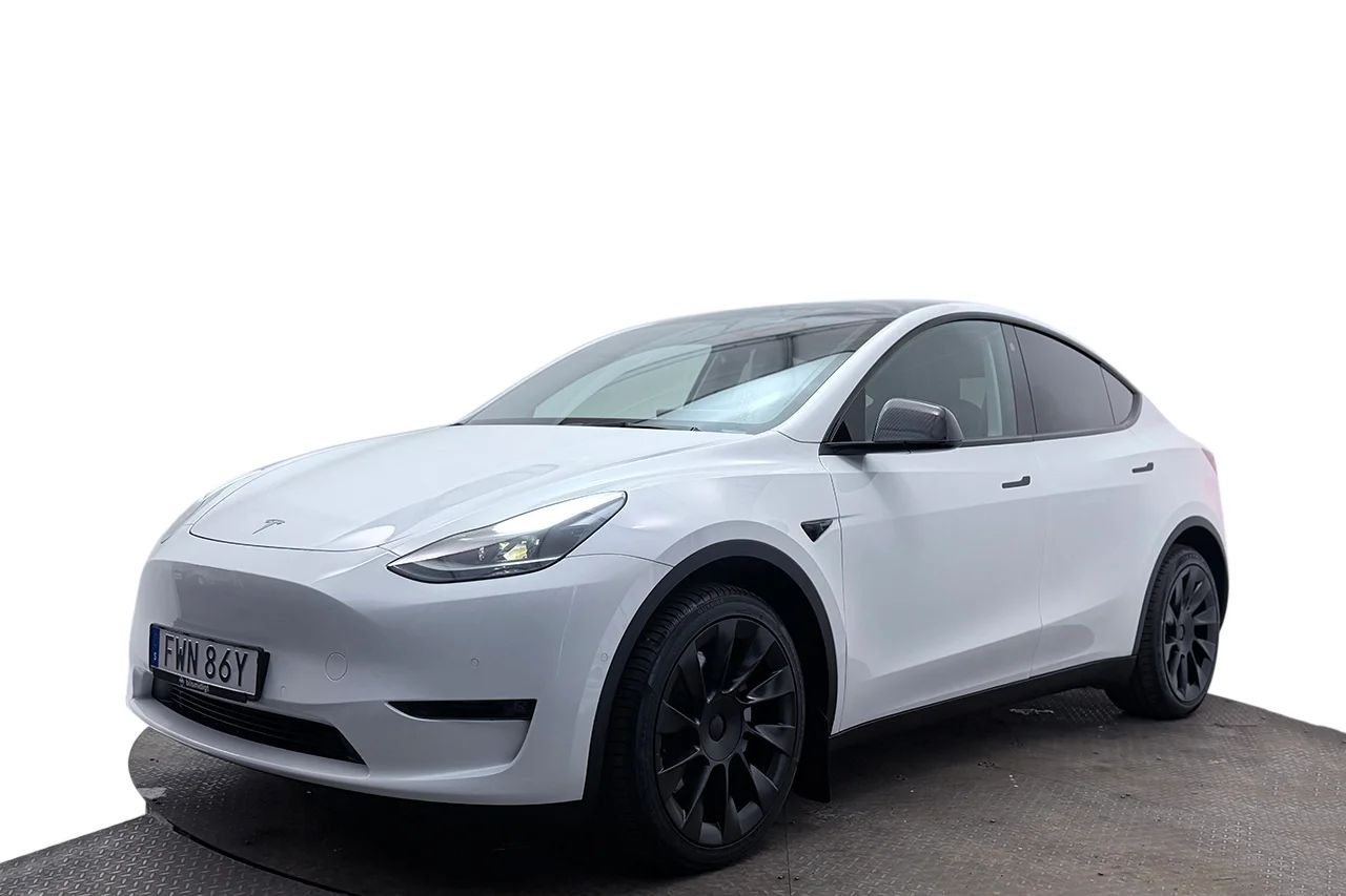 Tesla Model Y Long Range AWD Drag V-Pump Premiumljud AI-Dator 514hk